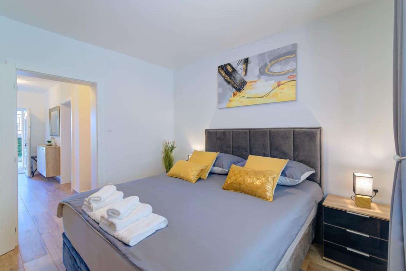 Apartman Mia Сен Екстериор снимка